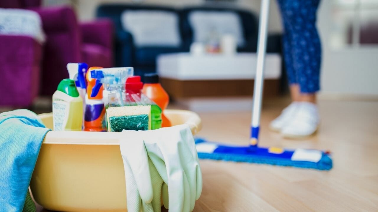 What Does A House Cleaner Do? Cleaning Advice